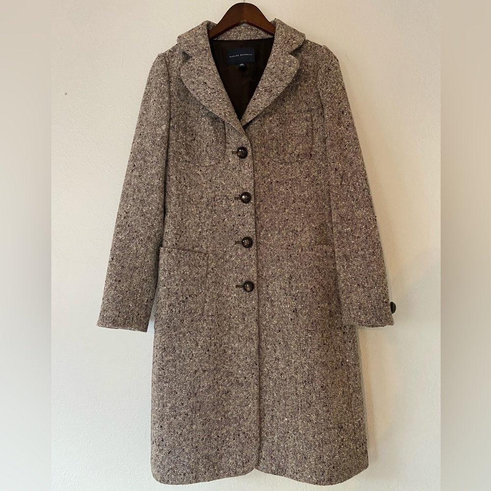 Light Brown Banana Republic Long Twill Coat size Medium